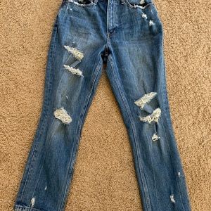 *SOLD* Abercrombie & Fitch Mom Jean